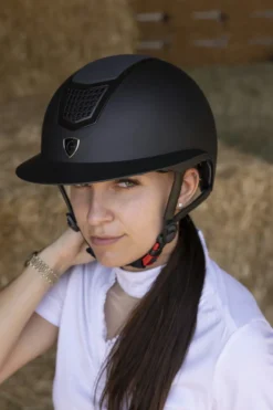 EQUITHÈME Airy L Helm
