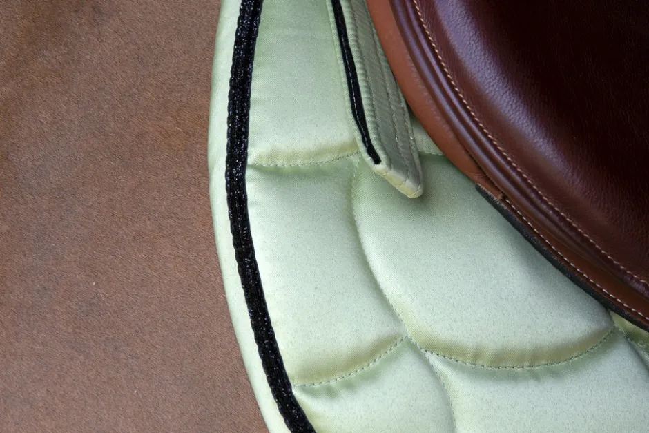EQUITHÈME Satin Schabracke
