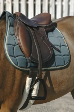 EQUITHÈME Shiny Schabracke