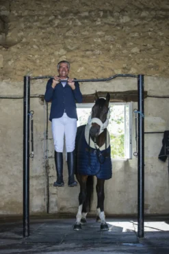 EQUITHÈME Teddy Stalldecke, mit synthetischem Lammfell-Futter