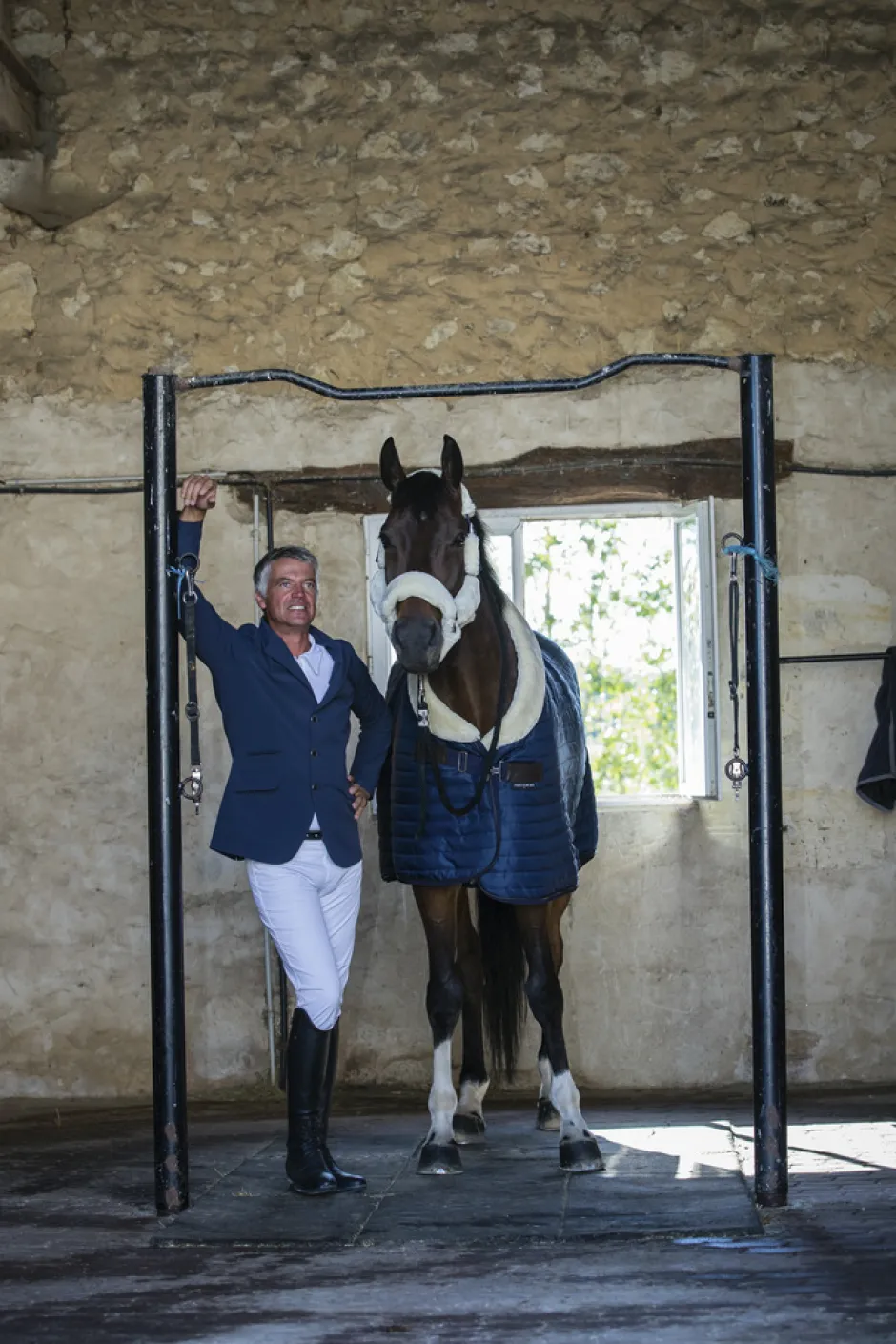 EQUITHÈME Teddy Stalldecke, mit synthetischem Lammfell-Futter
