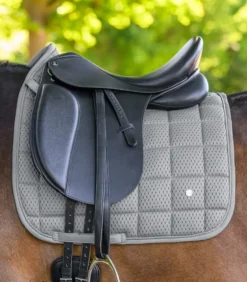 WALDHAUSEN Schabracke Breath Performance